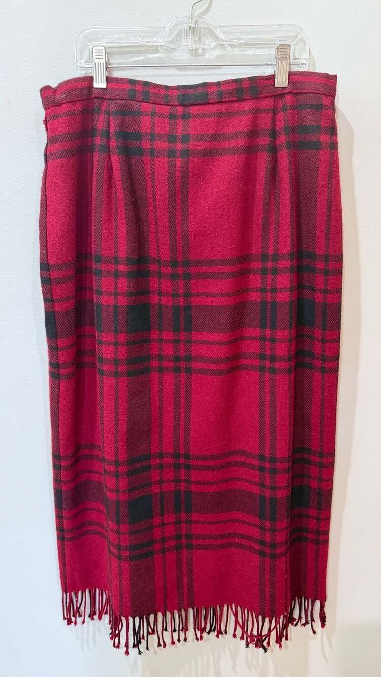 Vintage Red Black Plaid Midi Skirt with Fringe Size 14 - Holiday Party outfit